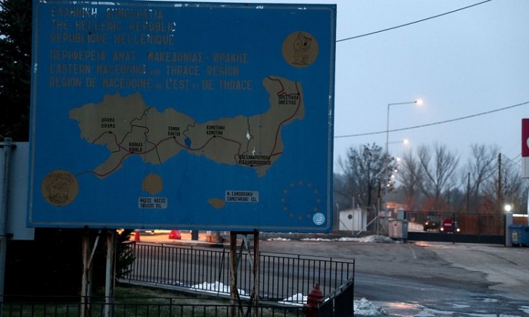 Οι Έλληνες πάνε ξανά στην Τουρκία για ψώνια μετά την απελευθέρωση των δύο στρατιωτικών
