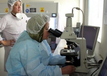 Συναγερμός για τον μυστηριώδη ιό από την Κίνα