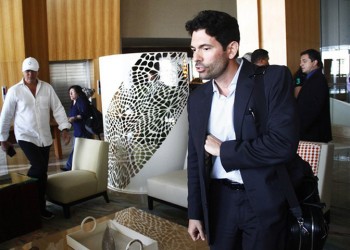 Πώς Κύπριος επιχειρηματίας «ξήλωσε» τον Τραμπ από τον Παναμά! (βίντεο)