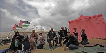 Αιματηρές συγκρούσεις στον φράχτη ασφαλείας στη Γάζα με νεκρούς και τραυματίες