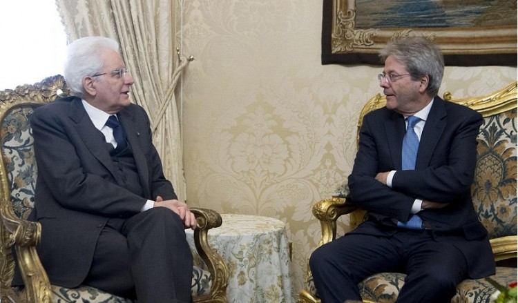 Ιταλία: Ο Τζεντιλόνι παραιτήθηκε αλλά παραμένει υπηρεσιακός πρωθυπουργός