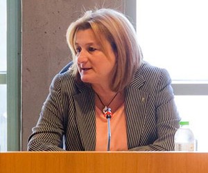 Παγκόσμια Ημέρα της Γυναίκας: Η πρώτη γυναίκα πρόεδρος δημοτικού συμβουλίου μετά από 148 χρόνια!