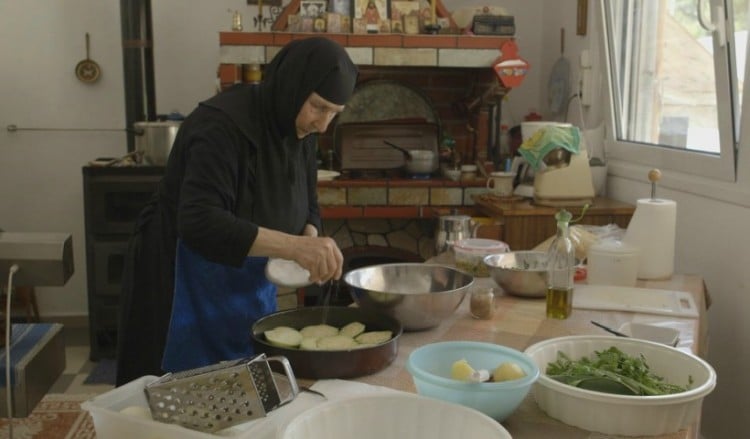 «Η κουζίνα του Θεού» αναζητά μυστικά σε 12 εμβληματικές μονές