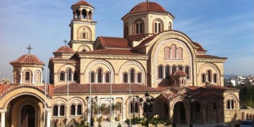 Στόχος εμπρηστών η Ιερά Μητρόπολη Νεαπόλεως και Σταυρουπόλεως στη Θεσσαλονίκη