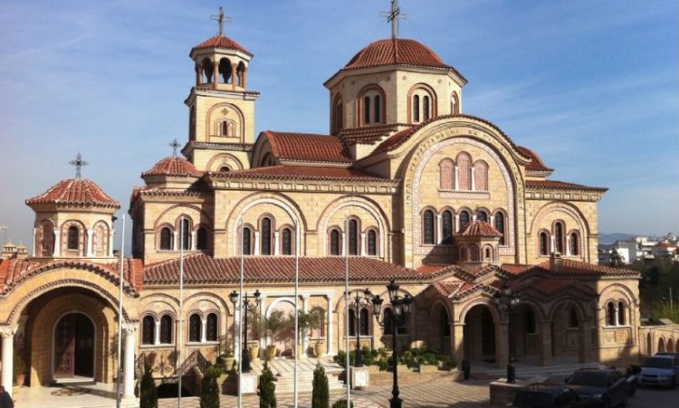 Στόχος εμπρηστών η Ιερά Μητρόπολη Νεαπόλεως και Σταυρουπόλεως στη Θεσσαλονίκη