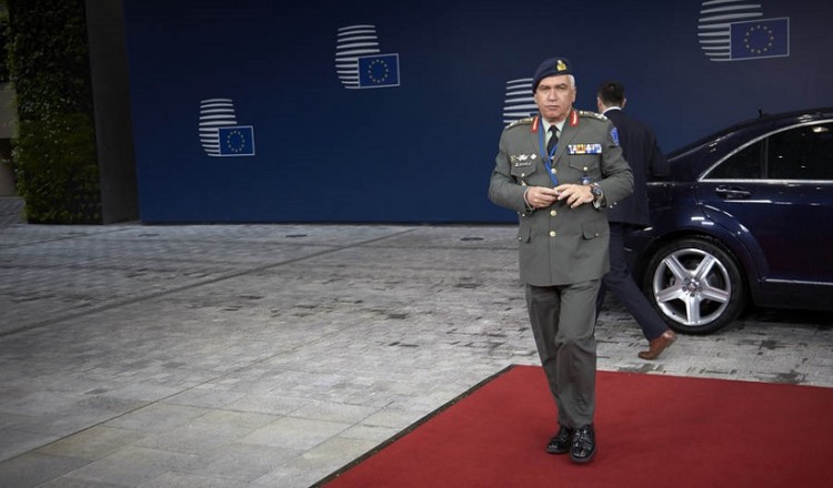 Η δήλωση του επίτιμου αρχηγού ΓΕΕΘΑ για τους Έλληνες στρατιωτικούς που δικάζονται σήμερα