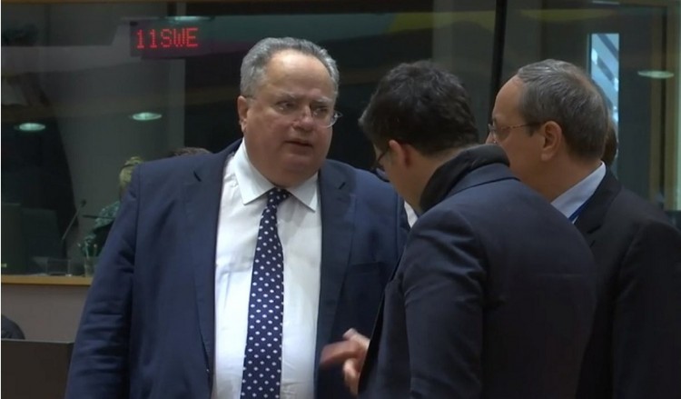 Κοτζιάς: Η Μέρκελ παρενέβη στον Ερντογάν για τους δύο Έλληνες στρατιωτικούς