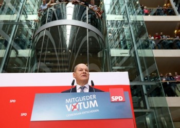 Εγκρίθηκε η συμμετοχή του SPD στη γερμανική κυβέρνηση – Έτοιμη για τέταρτη θητεία η Μέρκελ