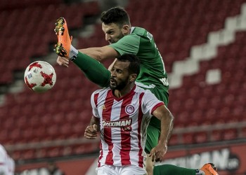 Ισόπαλο το ντέρμπι στο Καραϊσκάκη, πάτησε κορυφή η ΑΕΚ