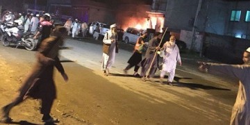 Eπίθεση βομβιστή καμικάζι με νεκρούς στο Πακιστάν