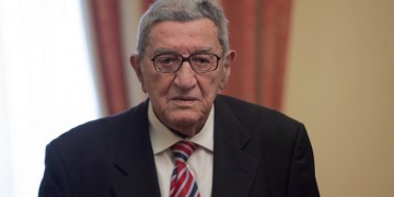 Πέθανε ο δάσκαλος της δημοσιογραφίας Χρήστος Πασαλάρης