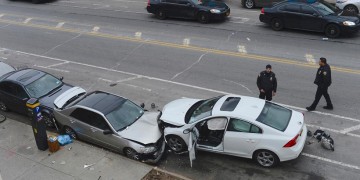 Αυτοκίνητο έπεσε πάνω σε πεζούς στο Μπρούκλιν – Νεκρά δύο παιδιά