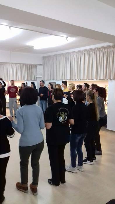 Σε ενθουσιώδες κλίμα η πρώτη πρόβα στον νέο χώρο της Ένωσης Ποντίων Περιστερίου (βίντεο)