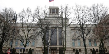 Μπαράζ απελάσεων Ρώσων διπλωματών από ΗΠΑ, Καναδά και 14 ευρωπαϊκές χώρες