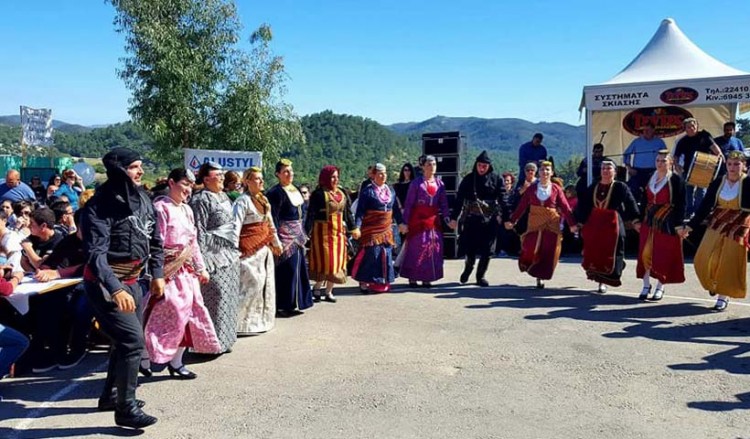 Ο Σύλλογος Ποντίων Ρόδου στη Γιορτή Ελιάς