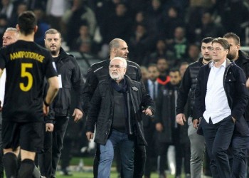 Τούμπα: Οριστική διακοπή στο ΠΑΟΚ - ΑΕΚ μετά την εισβολή Σαββίδη