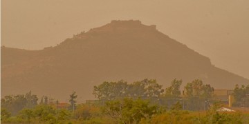 Θερμοκρασίες σε υψηλά για την εποχή επίπεδα σήμερα στα κεντρικά και τα νότια