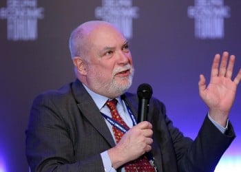 Βίζερ: Υπάρχει δυνατότητα ανάπτυξης στην Ελλάδα, αλλά δεν χαρίζεται από τον Θεό