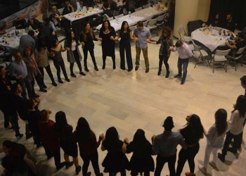 Με μεράκι και πάθος ετοιμάζουν οι Πόντιοι φοιτητές Αττικής τον ετήσιο χορό τους