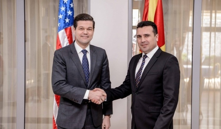 ΗΠΑ: Ελλάδα και πΓΔΜ να καταλήξουν μόνες τους σε λύση στο θέμα της ονομασίας