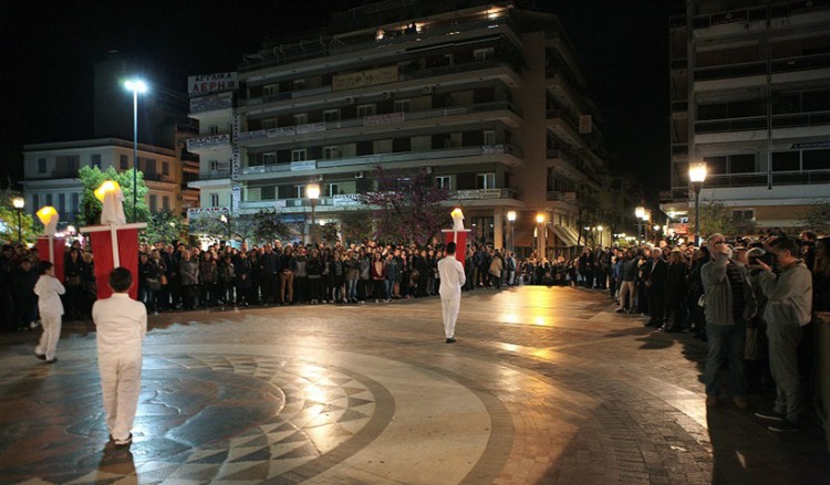 Δρώμενο του ΔΗΠΕΘΕ Αγρινίου στη μνήμη τριών απαγχονισμένων την Μ. Παρασκευή του 1944