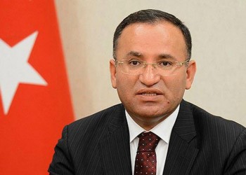 Νέες απειλές της Άγκυρας: Η Τουρκία θα χρησιμοποιήσει όλες τις δυνατότητές της για τους οκτώ