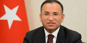 Νέες απειλές της Άγκυρας: Η Τουρκία θα χρησιμοποιήσει όλες τις δυνατότητές της για τους οκτώ