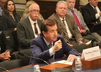 Εντ Ρόις: Πρόεδρε Τραμπ, πάρε θέση για τη Γενοκτονία των Αρμενίων