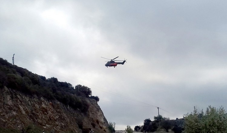 Επιχείρηση απεγκλωβισμού κατοίκων στην Οξυά Καρδίτσας (βίντεο)