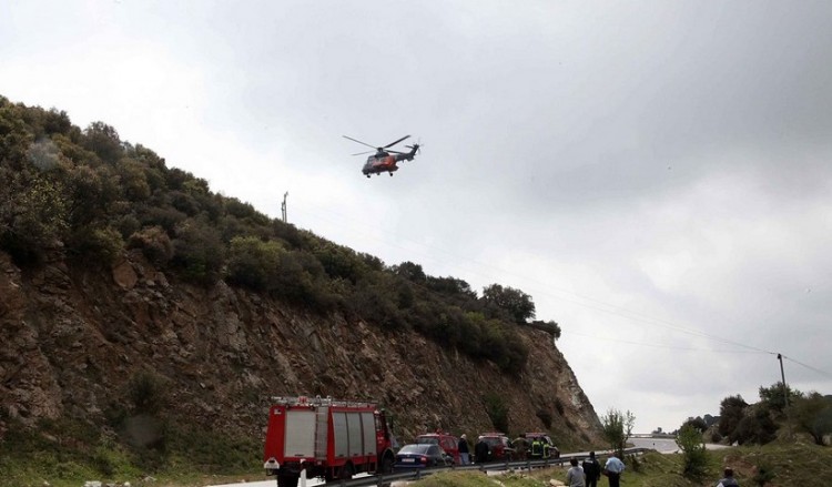 Επιχείρηση απεγκλωβισμού κατοίκων στην Οξυά Καρδίτσας (βίντεο)