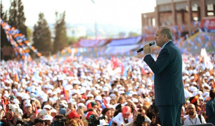 Ερντογάν: Οι Έλληνες στρατιώτες έκαψαν τη Σμύρνη