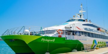 Μηχανική βλάβη στο FLYINGCAT 6 στα ανοιχτά της Αίγινας