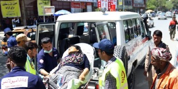 Αφγανιστάν: Επίθεση αυτοκτονίας με δεκάδες νεκρούς σε κέντρο καταγραφής ψηφοφόρων