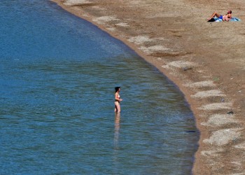 Η Ελλάδα στην πεντάδα με τα καθαρότερα νερά για κολύμπι στην ΕΕ