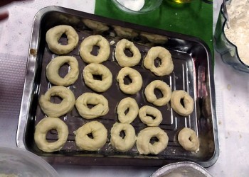 Το Σάββατο του Λαζάρου «μένουμε σπίτι» και φτιάχνουμε κερκέλια όπως στον Πόντο