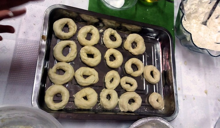 Το Σάββατο του Λαζάρου «μένουμε σπίτι» και φτιάχνουμε κερκέλια όπως στον Πόντο