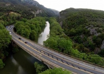 Χώμα από την κοιλάδα των Τεμπών στην Αυστραλία!