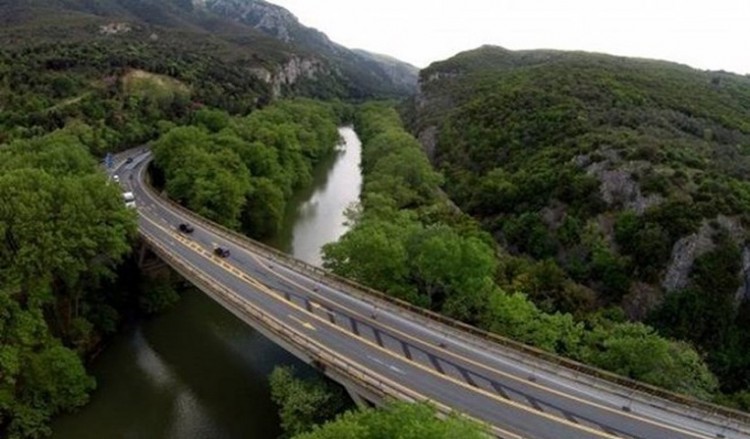 Χώμα από την κοιλάδα των Τεμπών στην Αυστραλία!