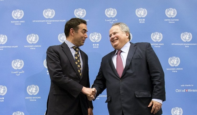 Οι συνομιλίες Κοτζιά-Ντιμιτρόφ συνεχίζονται απόψε