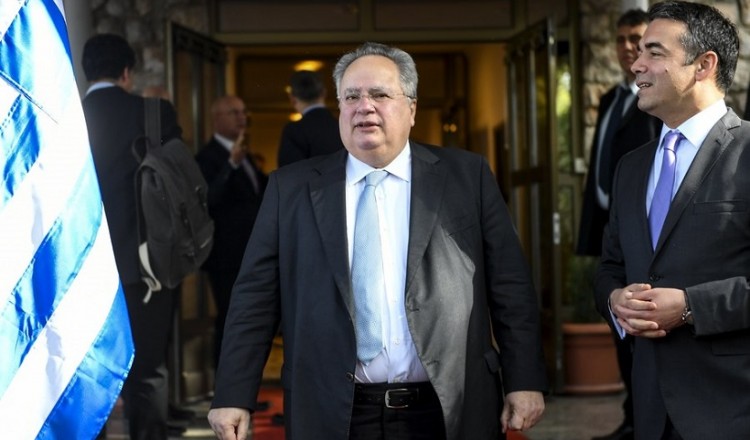 Σε εξέλιξη η συνάντηση Κοτζιά-Ντιμιτρόφ στην Αχρίδα για την ονομασία των Σκοπίων