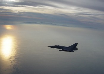 Εικονική αερομαχία στο Αιγαίο: Ελληνικό Mirage καταδιώκει τουρκικό F-16 (βίντεο) 2