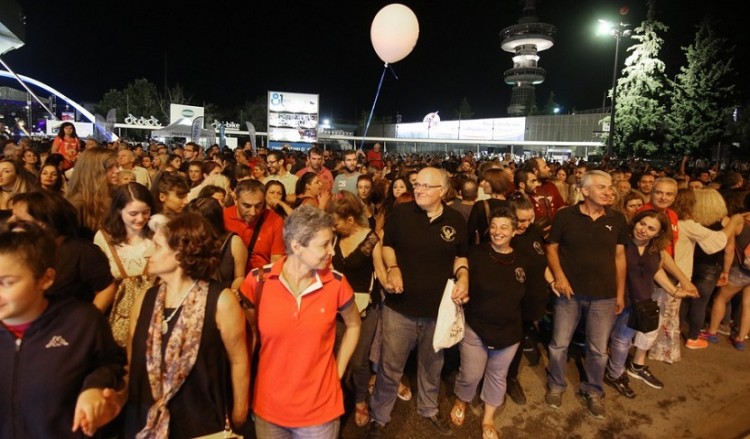 Χαμένο στην καταμέτρηση το ρεκόρ Γκίνες για τον μεγαλύτερο ποντιακό χορό ομάλ’ στη Θεσσαλονίκη – Τι έγινε τελικά