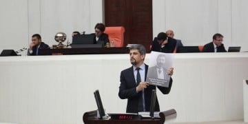 Ο Γκάρο Παϊλάν τρολάρει την Άγκυρα: Κατέθεσε νομοσχέδιο για την αναγνώριση της Γενοκτονίας των Αρμενίων!