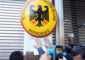 Πορεία για τις γερμανικές αποζημιώσεις από το Εθνικό Συμβούλιο Διεκδίκησης των Γερμανικών Οφειλών