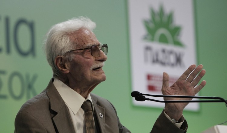 Πέθανε ο Βασίλης Πριόβολος, ο «Καπετάν Ερμής» του Δημοκρατικού Στρατού