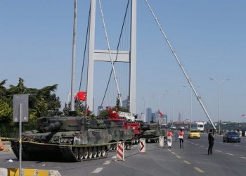 Αποτάσσονται 3.000 στρατιωτικοί στην Τουρκία