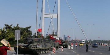 Αποτάσσονται 3.000 στρατιωτικοί στην Τουρκία