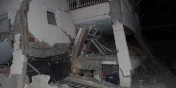 Ισχυρός σεισμός μεγέθους 5,1 βαθμών Ρίχτερ στην Τουρκία – Τραυματίες και καταστροφές (βίντεο, φωτο)