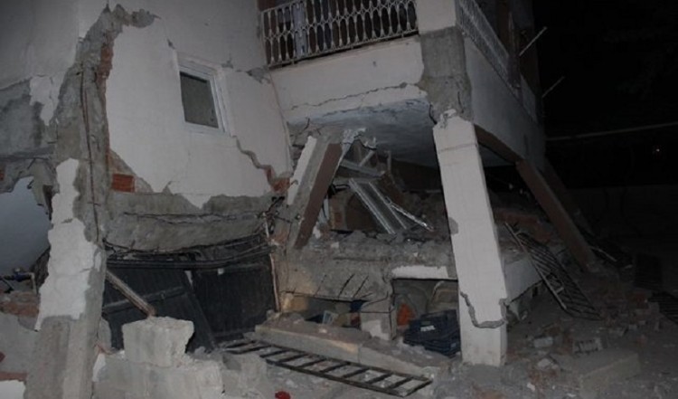 Ισχυρός σεισμός μεγέθους 5,1 βαθμών Ρίχτερ στην Τουρκία – Τραυματίες και καταστροφές (βίντεο, φωτο)