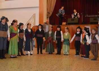 Χαμόγελα, κέφι, ζεστή ατμόσφαιρα και... ειδήσεις είχε ο ετήσιος χορός της Ένωσης Ποντίων Πειραιώς-Κερατσινίου-Δραπετσώνας (φωτο)